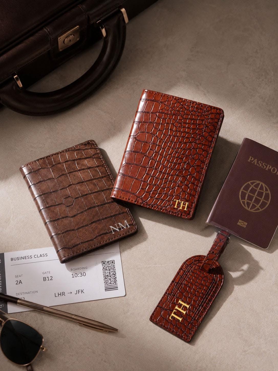 custom leather travel accessories