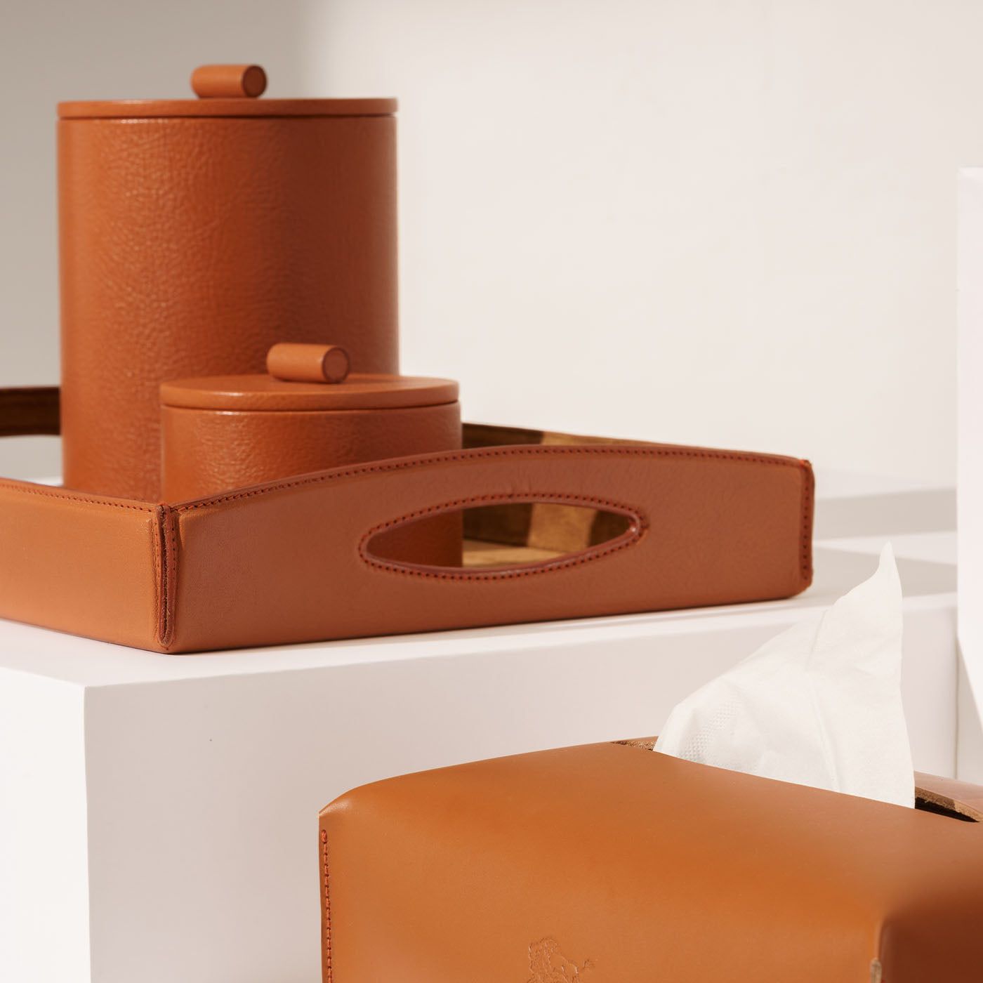 hotel leather goods manufacturer